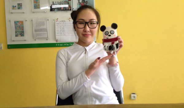 Au-Pair Ichko aus der Mongolei hat auch gebastelt.