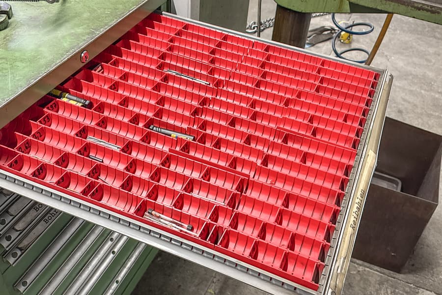 Inhalt von 3 Schubladen