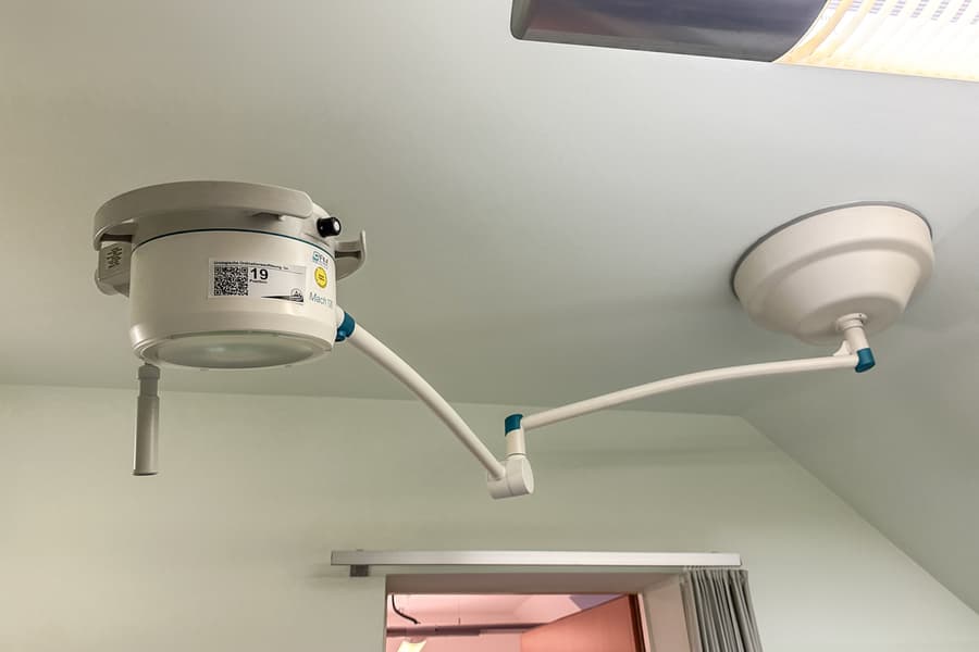 Untersuchungsleuchte Dr. Mach 130 F