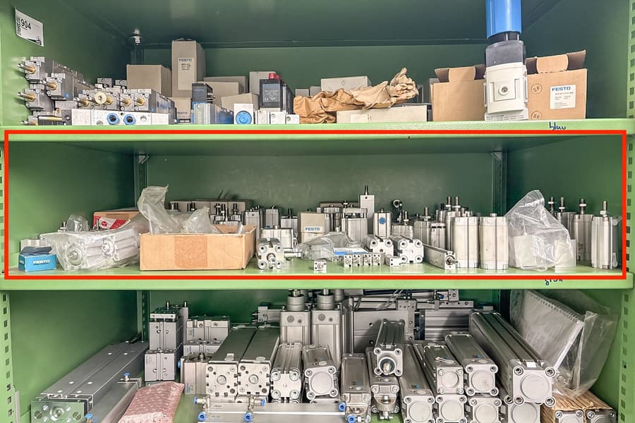 Inhalt Werkstattschrank: Komponenten Festo