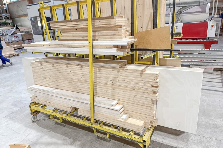 Transportwageninhalt: Holzabschnitte