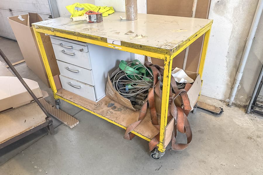 Arbeitstisch, fahrbar