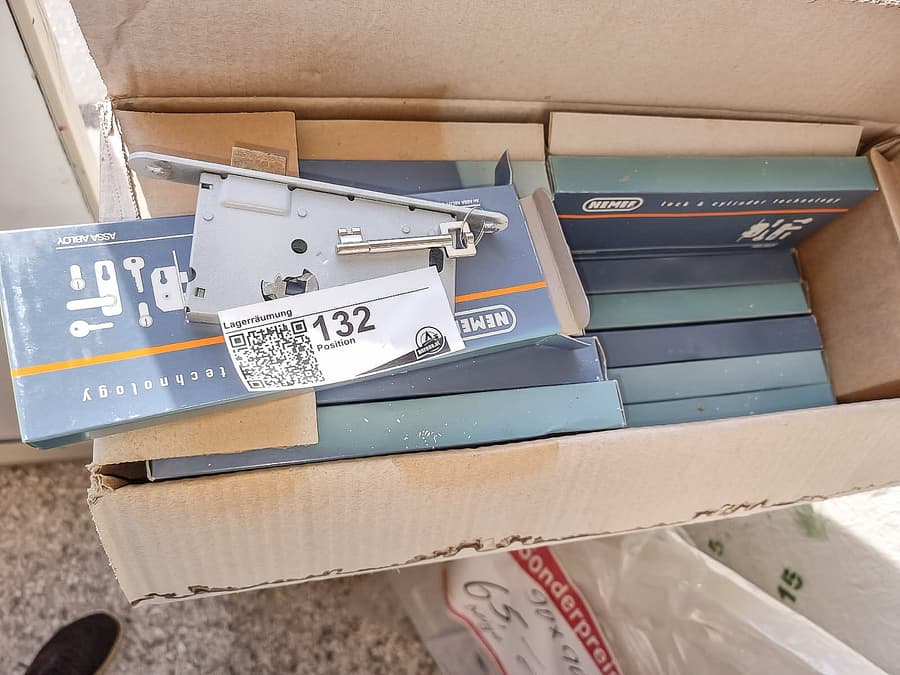 24 Türschlösser Nemef