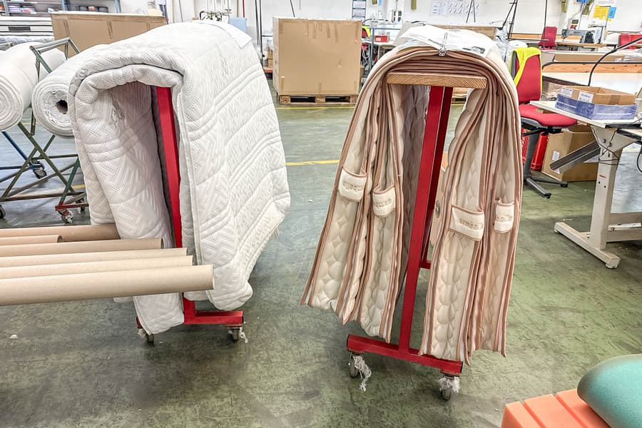 2 Bezugtransportwagen