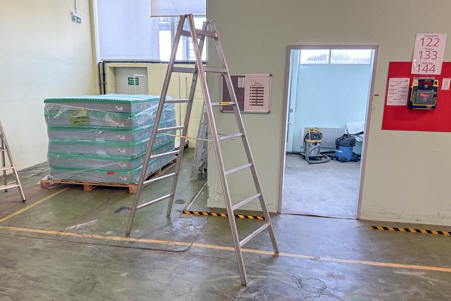 Alu Stehleiter, 7-sprossig