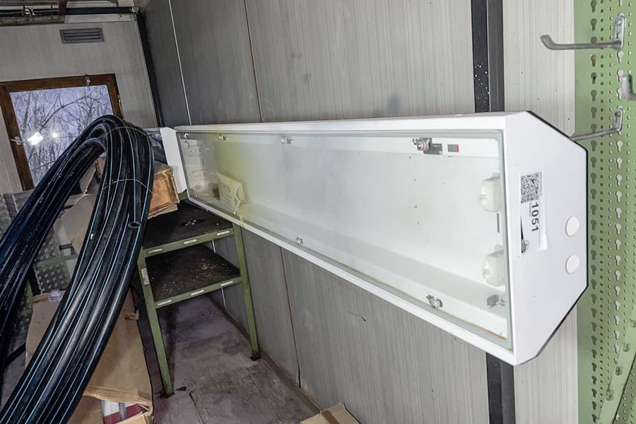 Lackierkabinenlicht, verschraubt