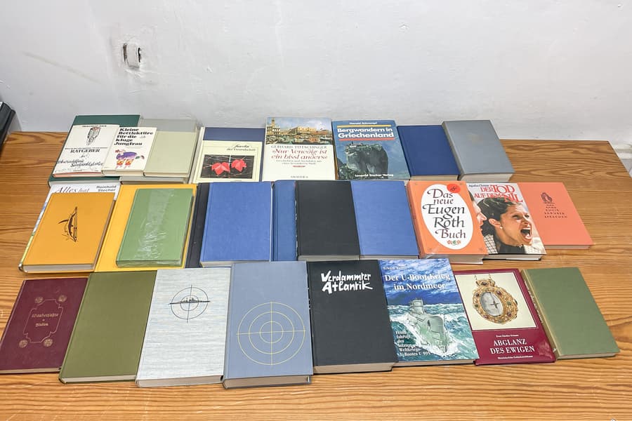 Posten Geschichtsbücher Militär