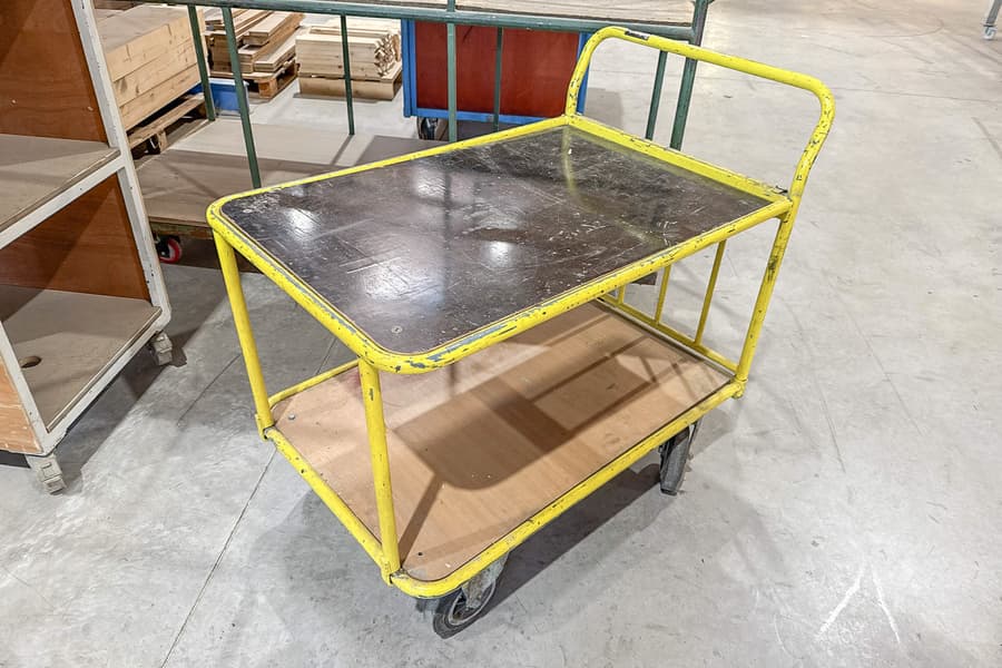 Plateau Transportwagen