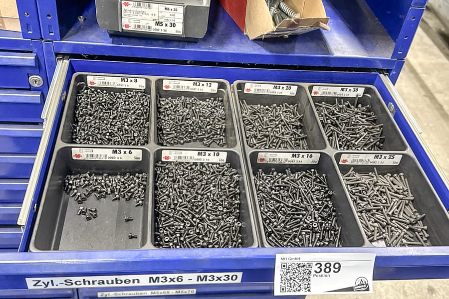 Schubladeninhalt: Schrauben