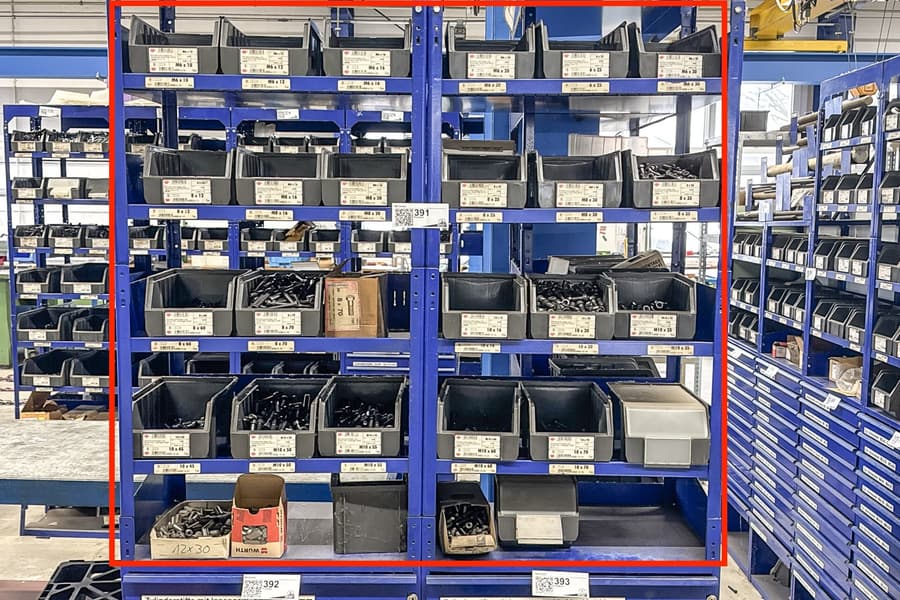 Regalinhalt: Schrauben