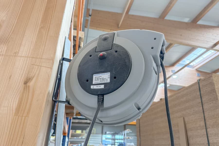 Kabelaufroller Elektron Berlin