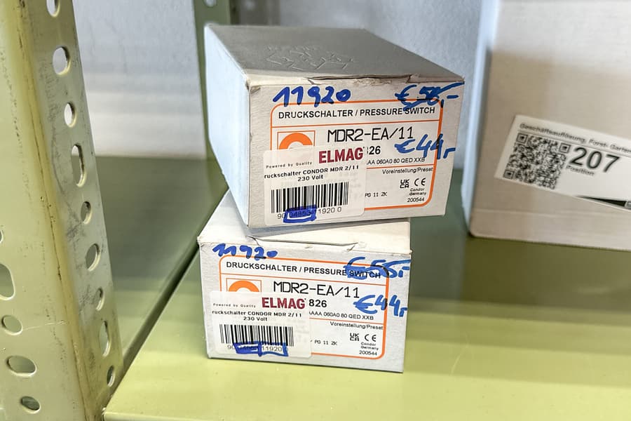2 Druckschalter Elmag Condor MDR 2-EA/11