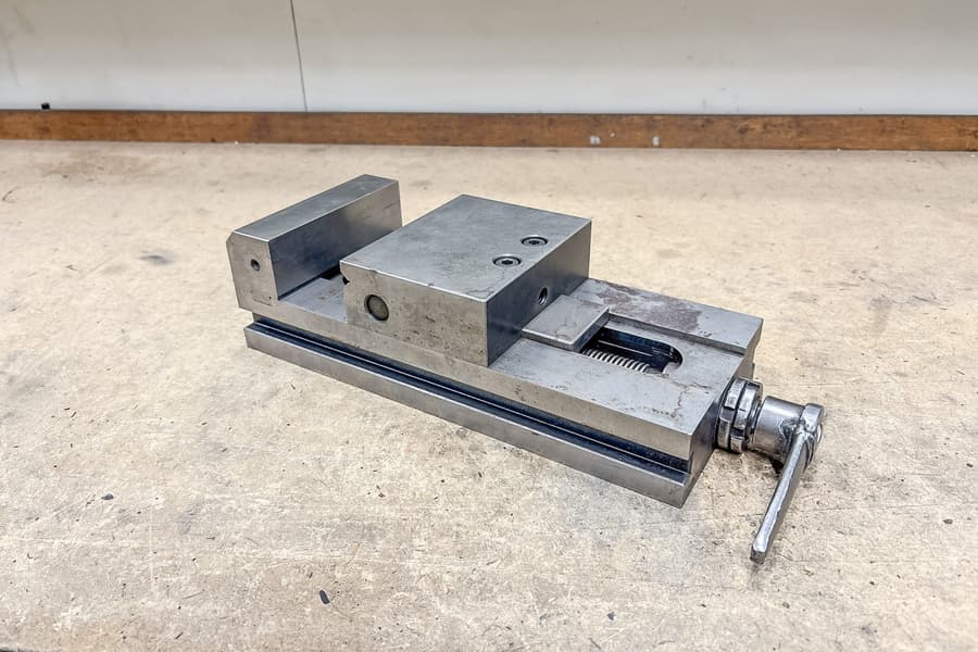 Präzisions-Schraubstock