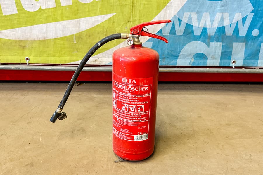 Feuerlöscher, 6 kg ABC Pulver