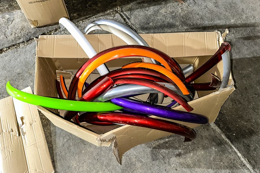 Karton mit Schutzblechen