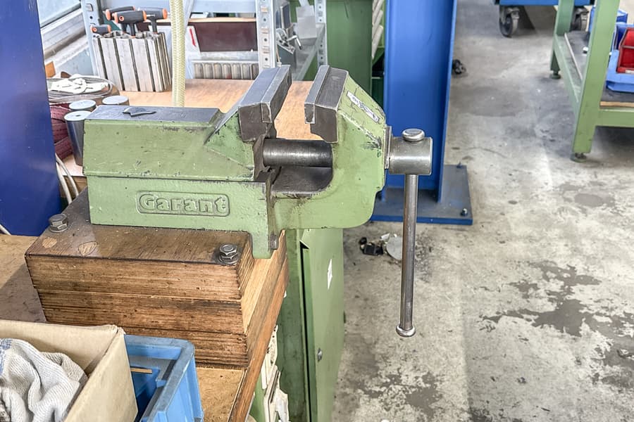 Schraubstock Garant