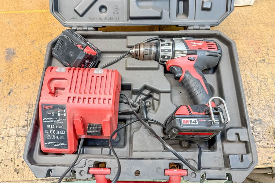 Akku Schrauber Milwaukee C14 DD