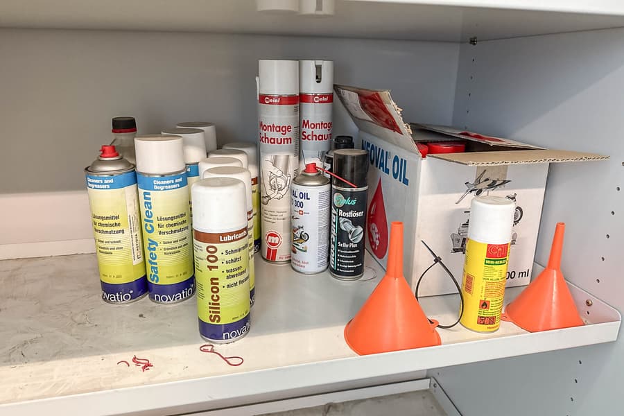 Posten Verbrauchsmaterial, meist angebrochen