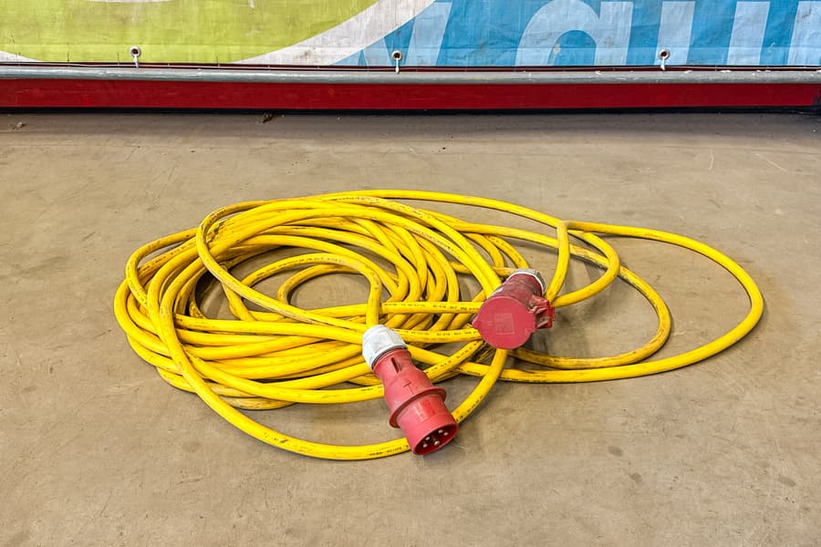 Starkstrom Verlängerungskabel