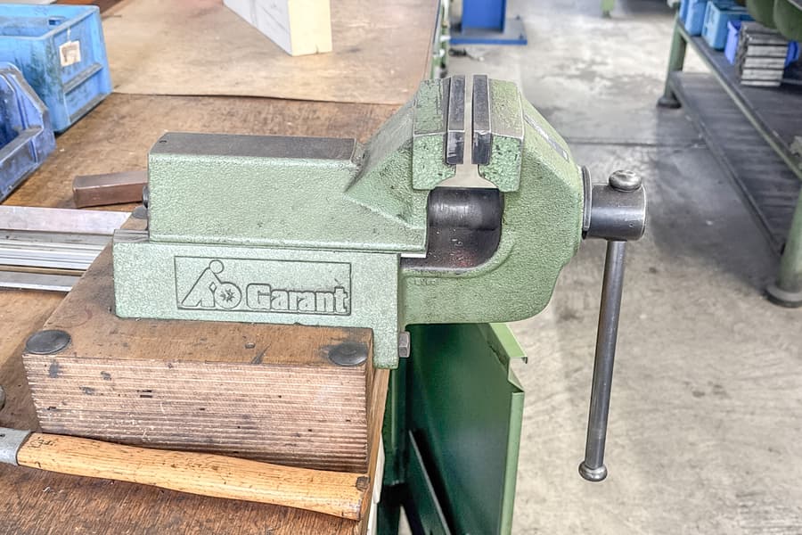 Schraubstock Garant