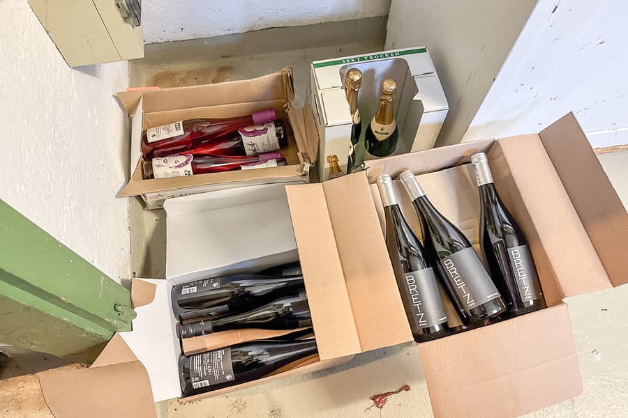 Posten diverse Weine