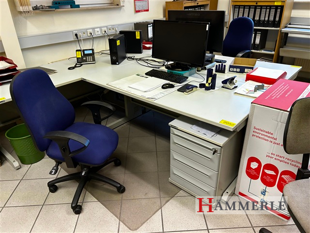 Lampertz Büroschreibtisch