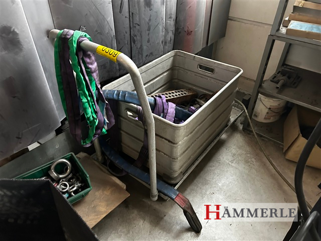 Metalltransportwagen