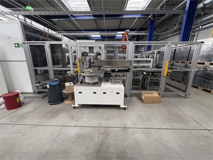 Spacer-Corner-Station