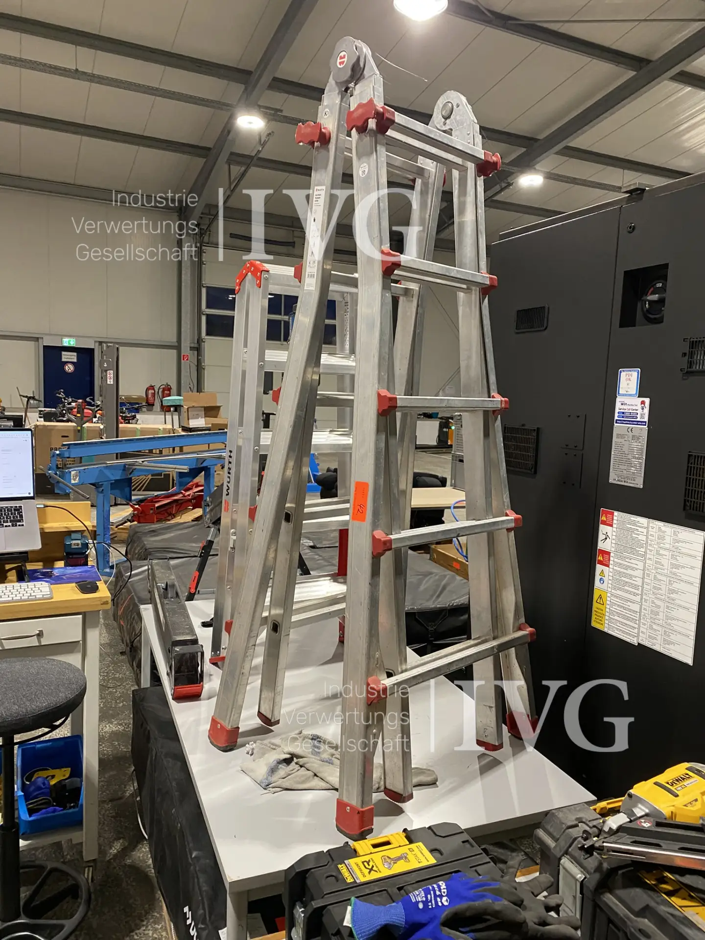 Alu-Teleskopleiter WÜRTH