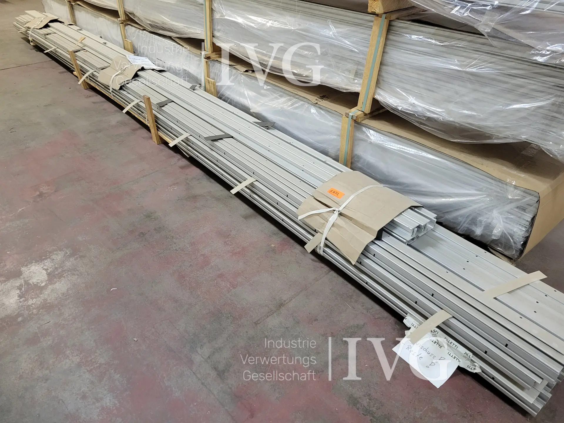 Posten Alu-Profile Türhaltewinkel