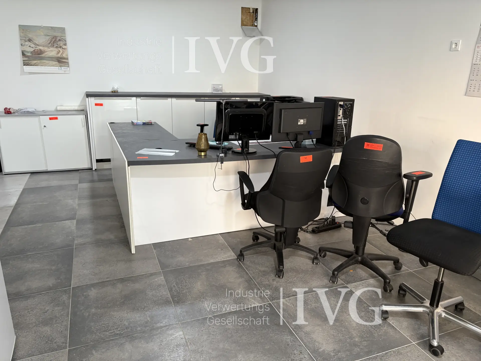 Winkelschreibtisch (schwarz/weiß)