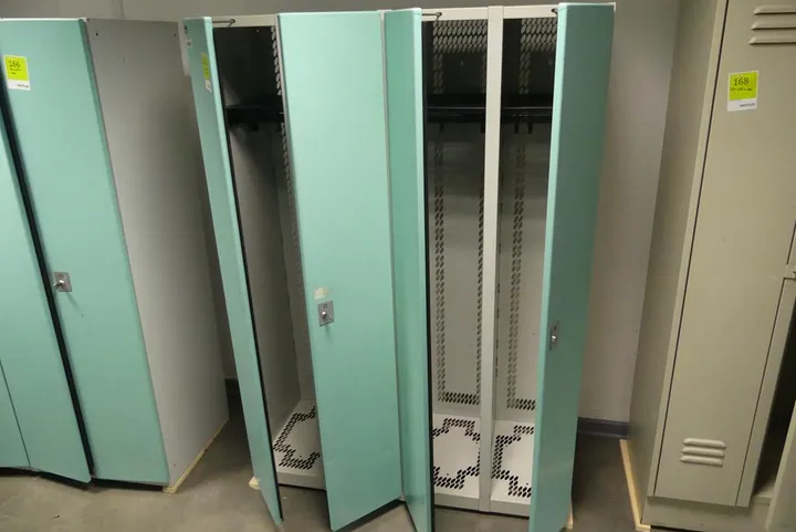 Spindschrank Maße in cm ca.: 120 x 50 x 170