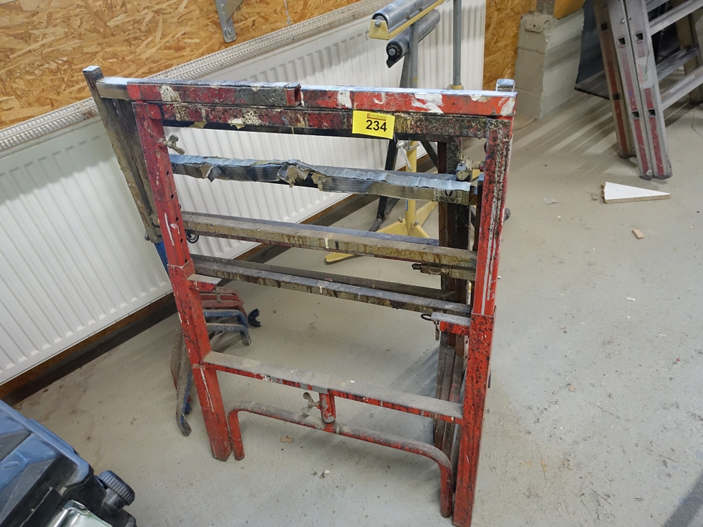 Arbeitsböcke als Gesamtposten