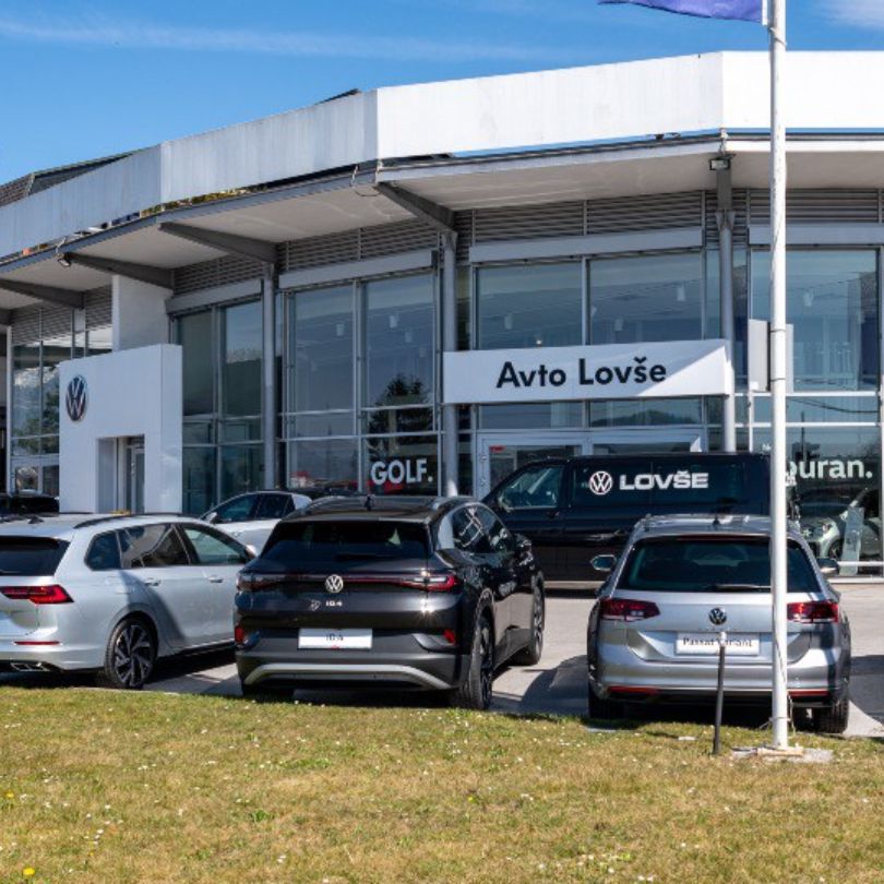 AC LOVŠE Slika trgovine