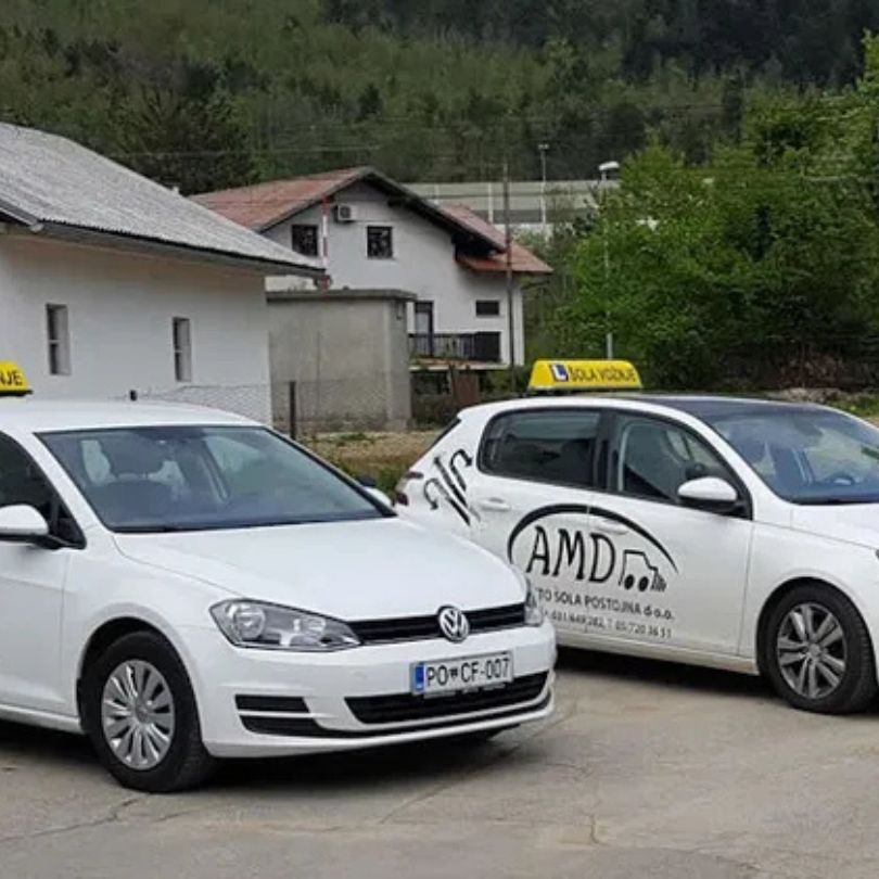 Avto Šola AMD Postojna d.o.o. Slika trgovine