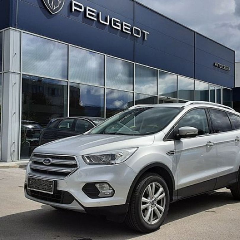 AVTO CELEIA Slika trgovine