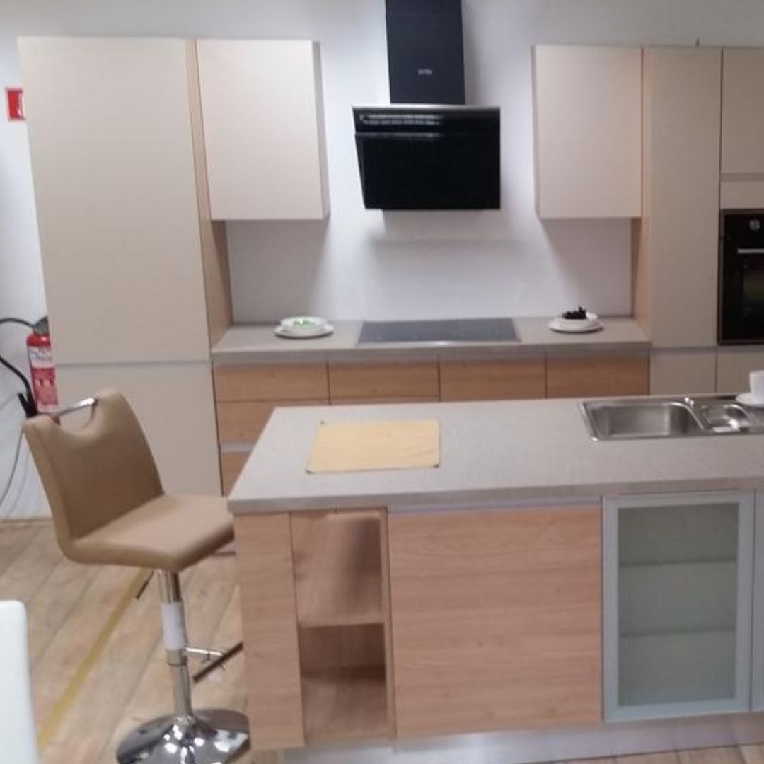 Mizarski servis Kuki dom Slika trgovine