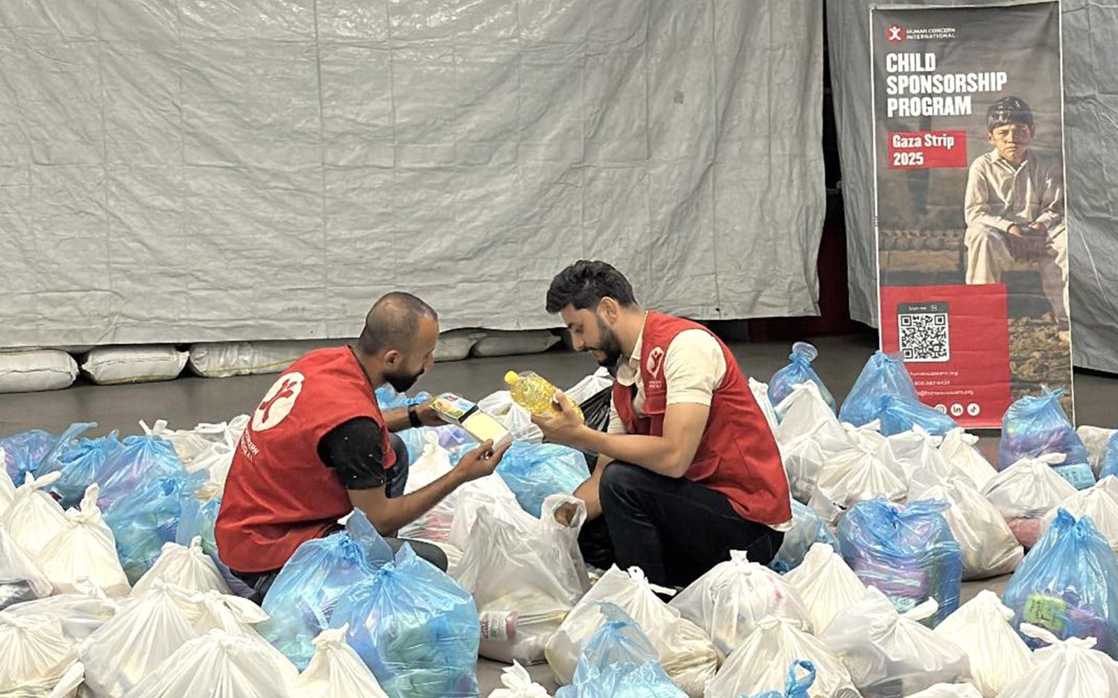 رمضان في غزة: صراع البقاء على قيد الحياة وسط الدمار ونقص الاحتياجات الأساسية