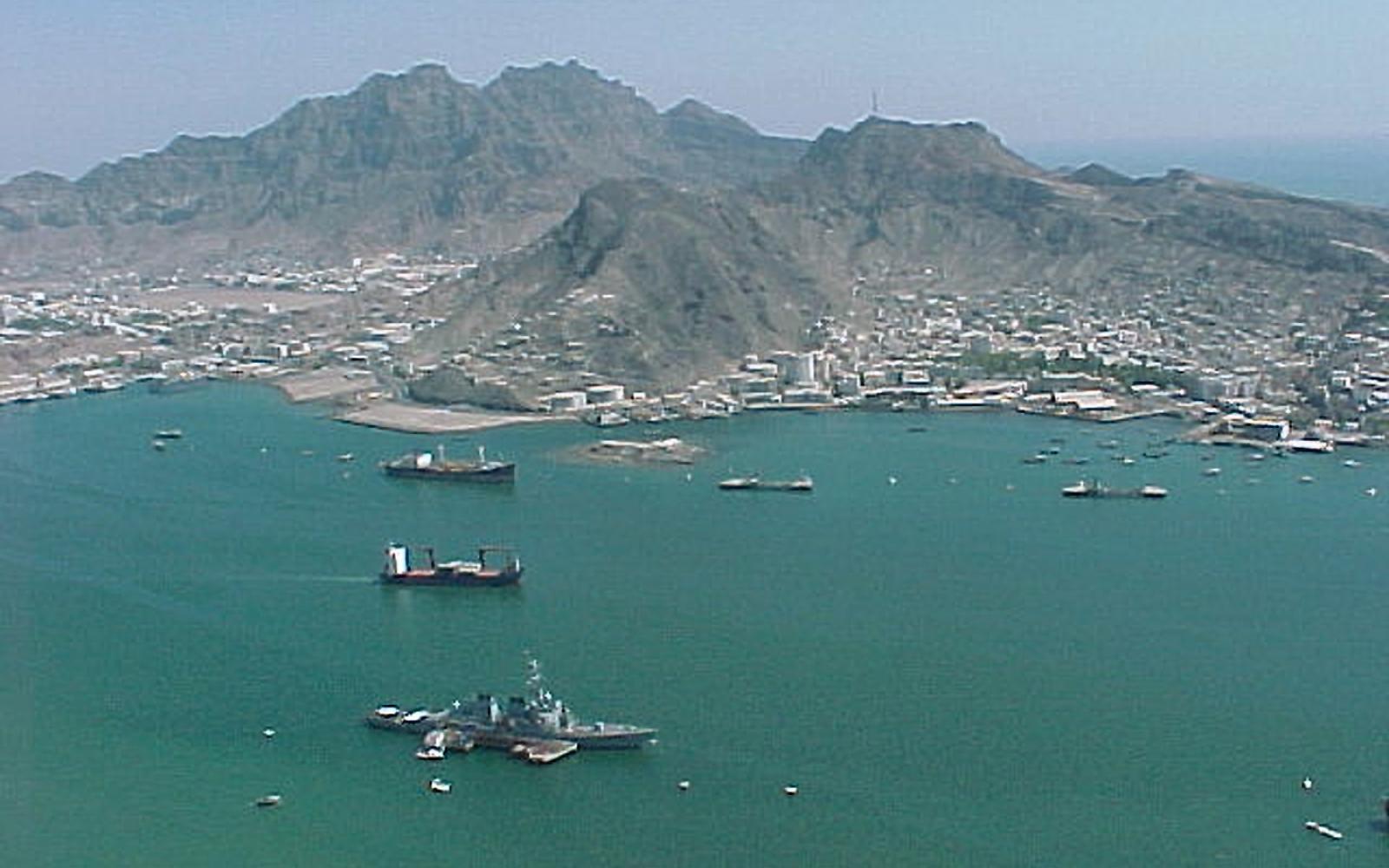 تبادل إطلاق نار قبالة سواحل اليمن: السلطات البريطانية تحقق في حادث غامض قرب عدن