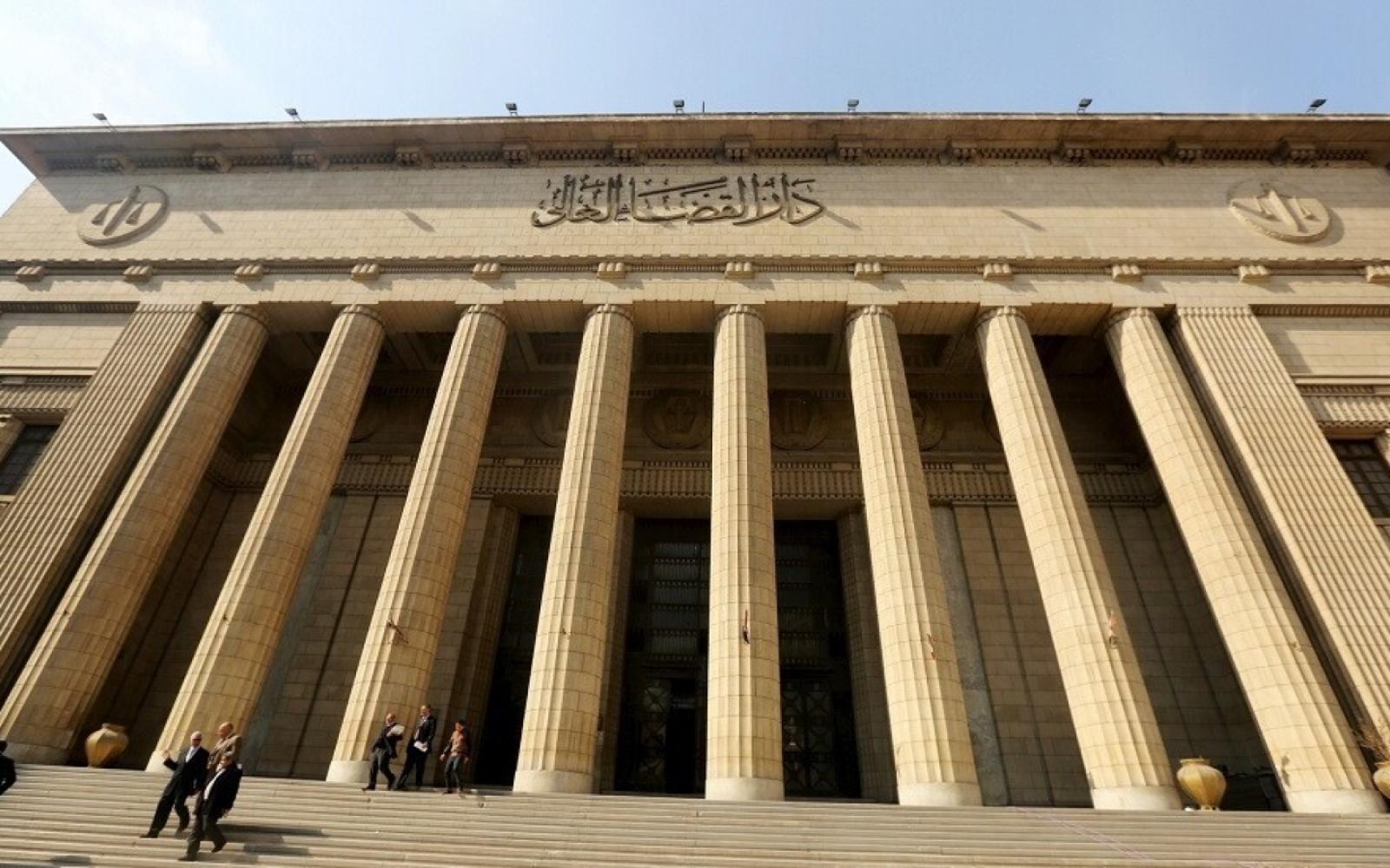 حكم تاريخي في مصر يفتح الباب لإعادة النظر في قضايا آلاف المتهمين بـ"المخدرات المخلقة"