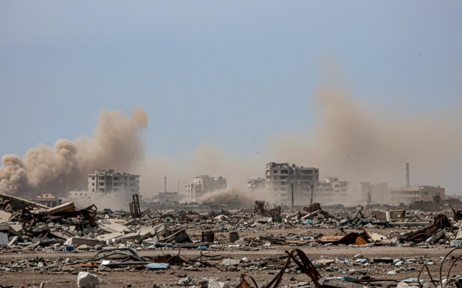 العدوان الإسرائيلي يواصل استهداف غزة: إصابات بقصف وخروقات متواصلة لليوم الـ125