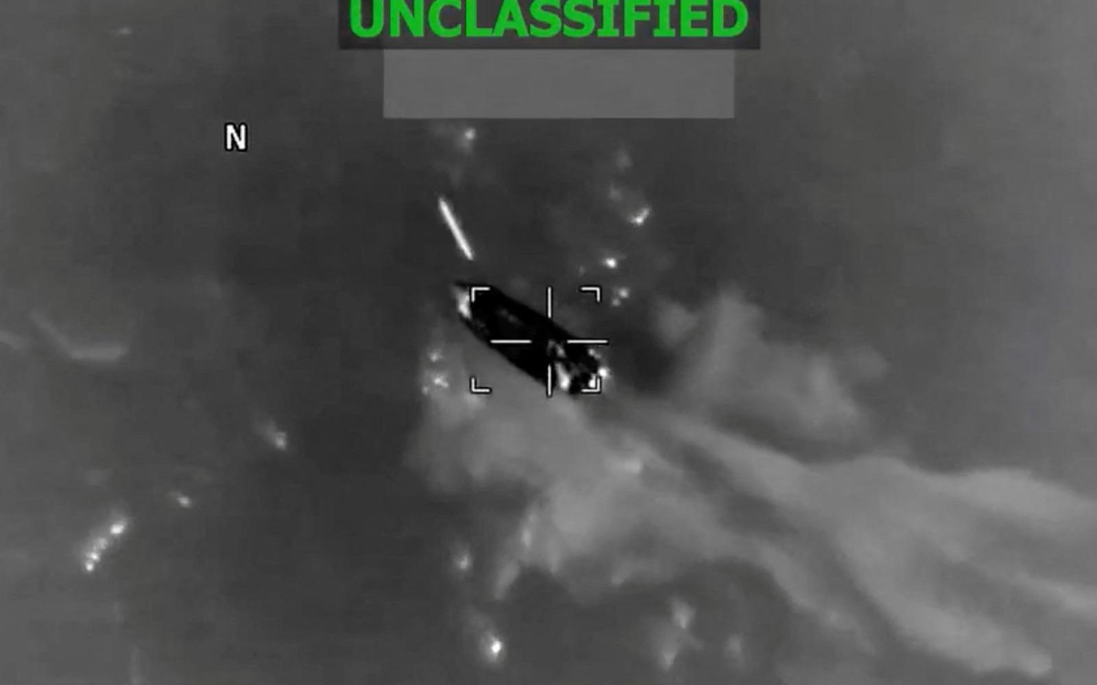 غارات أمريكية على سفن في المحيط الهادي والكاريبي توقع 11 قتيلاً وتستهدف مهربي المخدرات