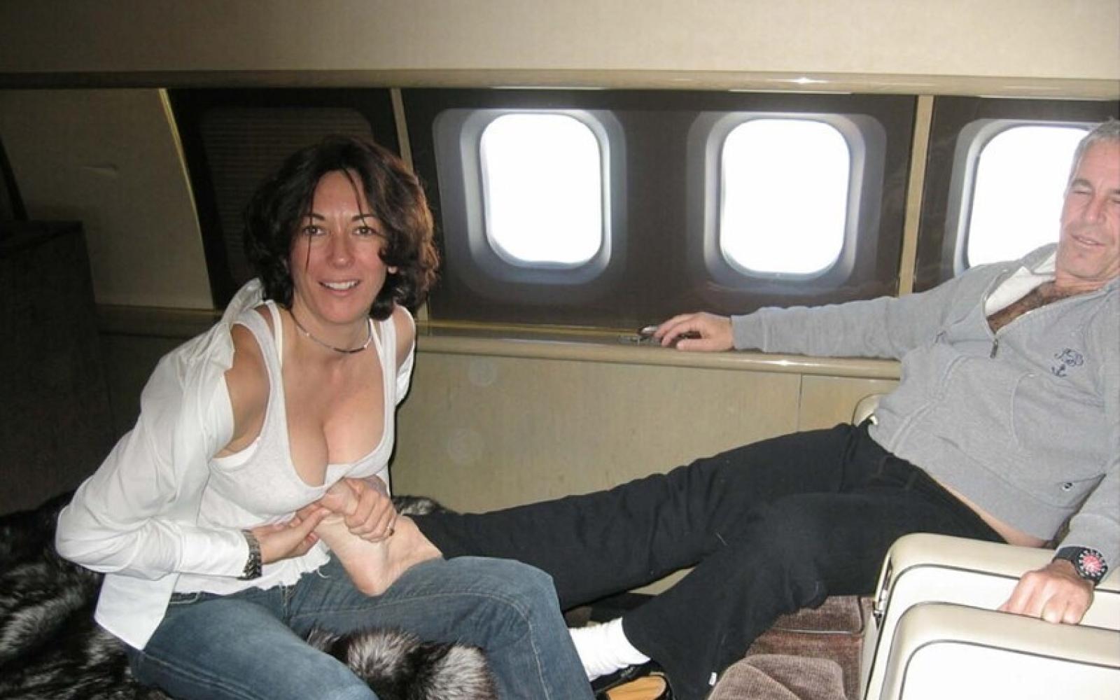 أسرار صادمة عن جيفري إبستين تتكشف: وثائق تكشف تفاصيل جديدة عن شبكته وعلاقاته المعقدة