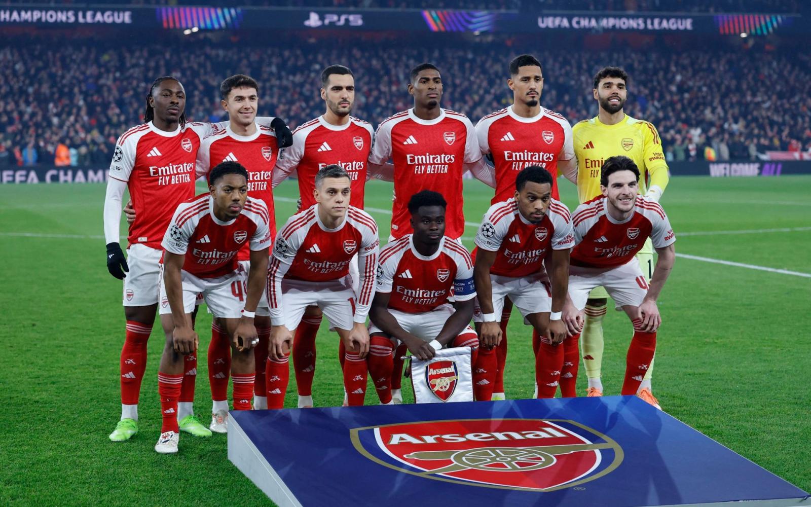 الدوري الإنجليزي يوسع الفجوة الاقتصادية على "الليغا" بفارق 200 مليون يورو في موسم 2025-2026