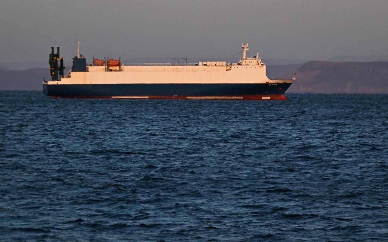 روسيا تحذر من جرأة غربية متزايدة على سفنها التجارية وتعتزم تعزيز أسطولها البحري