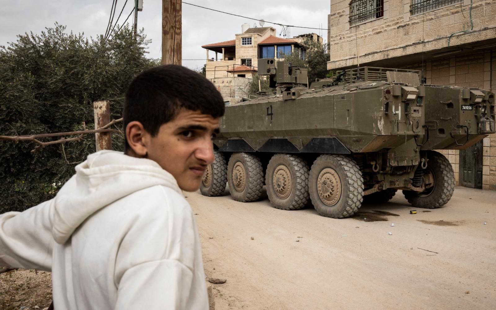 مع حلول رمضان، الاحتلال يرفع التأهب بالقدس والضفة الغربية وسط مخاوف من تفجر الأوضاع