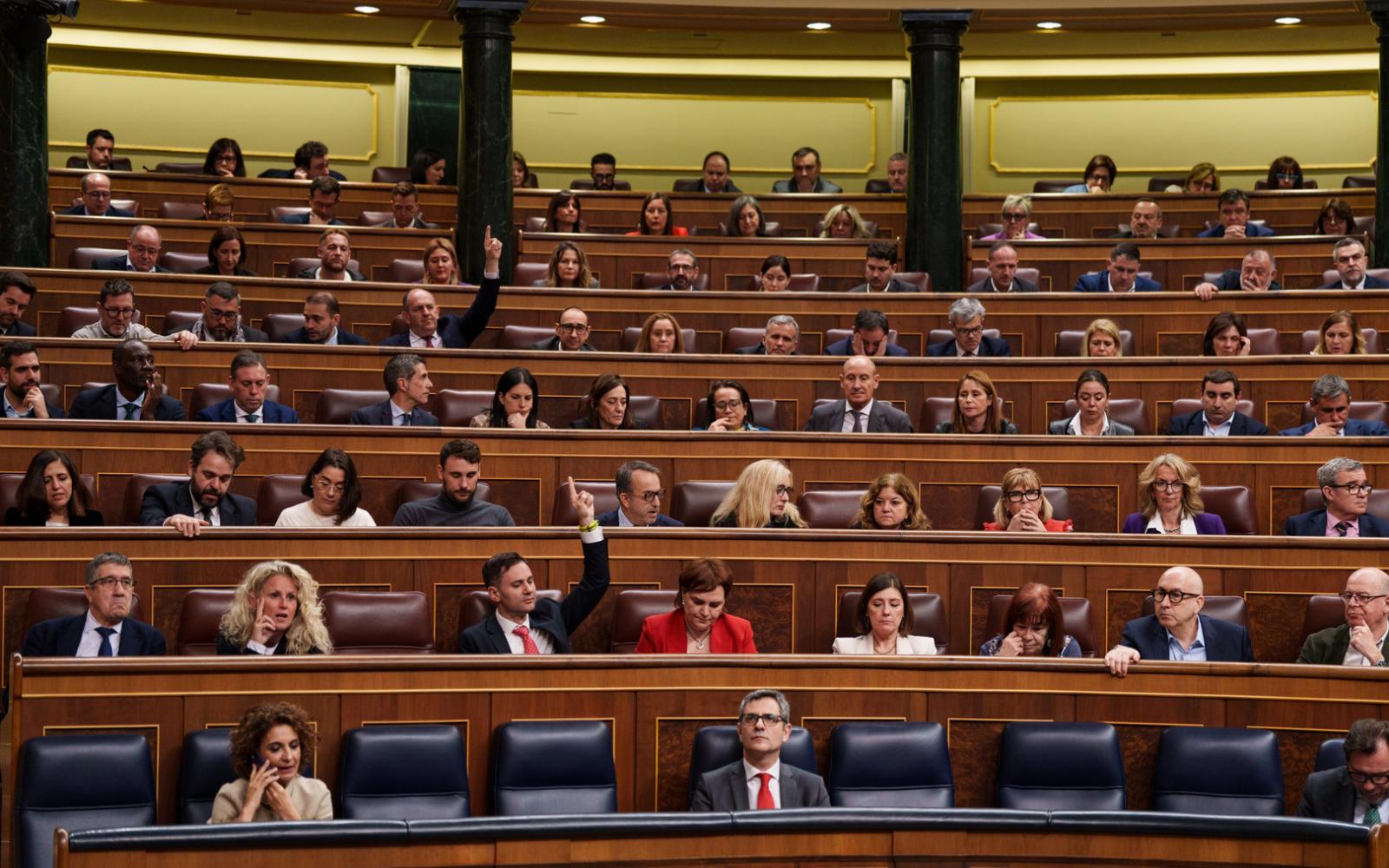 مجلس النواب الإسباني يرفض حظر النقاب والبرقع، ويؤكد على حرية الاختيار الديني