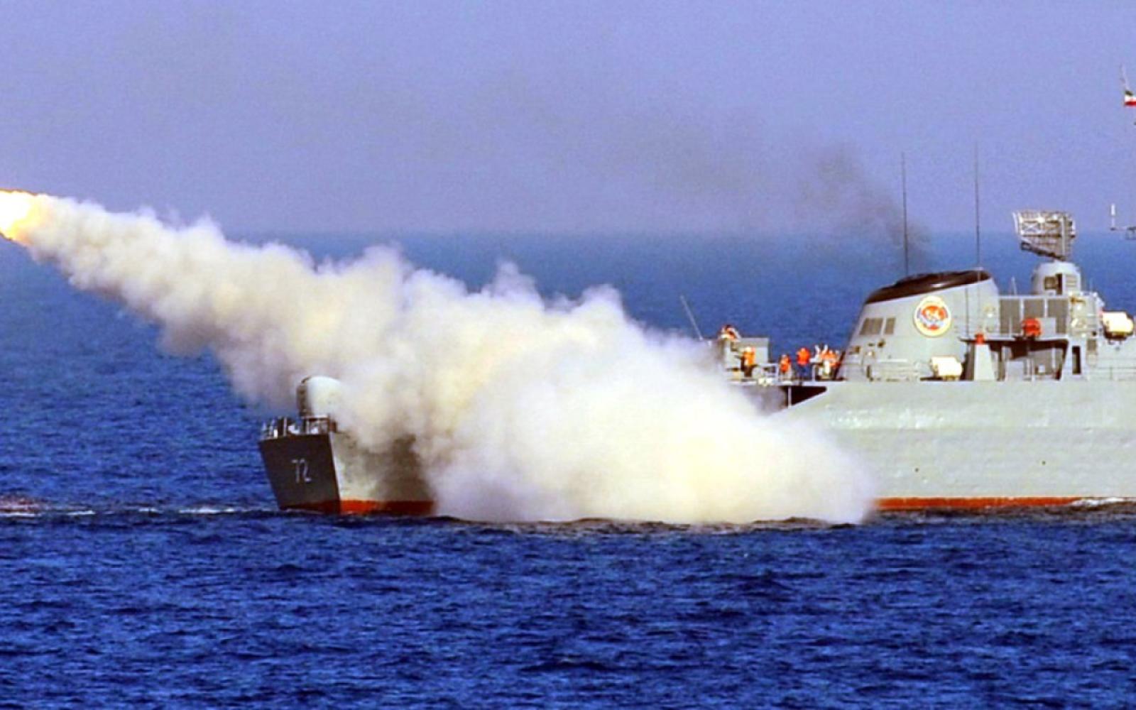 تزايد التكهنات حول تحرك أمريكي ضد طهران بالتزامن مع مناورة بحرية مشتركة مع روسيا