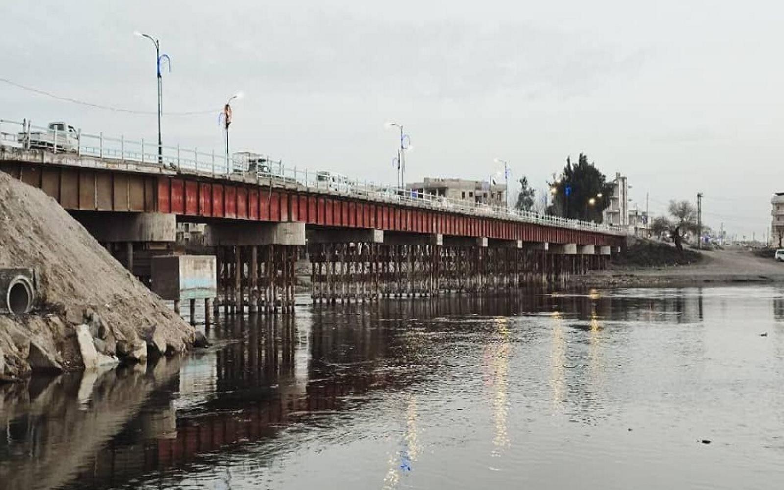 سوريا: جسر الرقة القديم يعود للحياة.. شريان حيوي يعزز الاستقرار الاقتصادي والخدمي