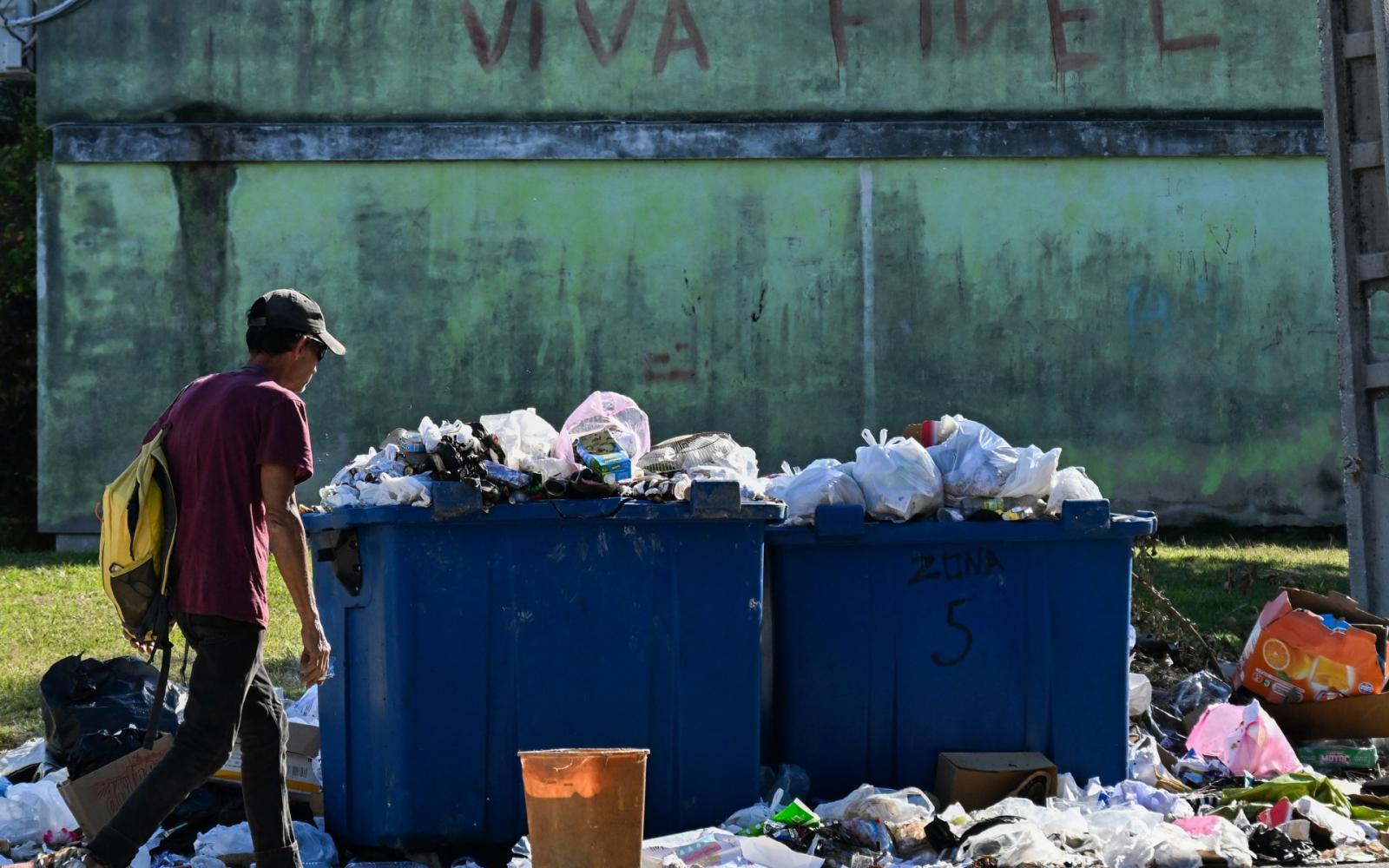 "إل باييس" تكشف: حصار خانق يخنق كوبا ويدمر مكتسبات الثورة التاريخية